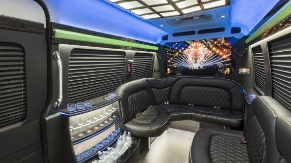 coeur dalene sprinter limo rental inside